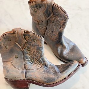 Bed Stu - Distressed Ankle Bootie